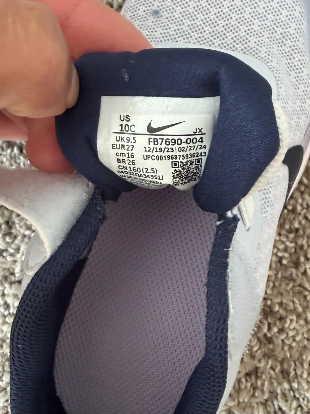 Nike Kids White and Navy Velcro Sneakers - never worn